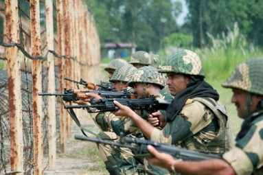 Indian Army Warns Pakistan Not To Target Civilian Areas Along Line of Control