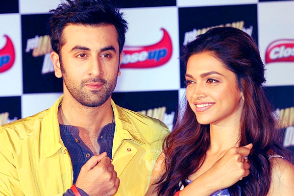 Ranbir-Deepika&#039;s nagin dance video leaked},{Ranbir-Deepika&#039;s nagin dance video leaked