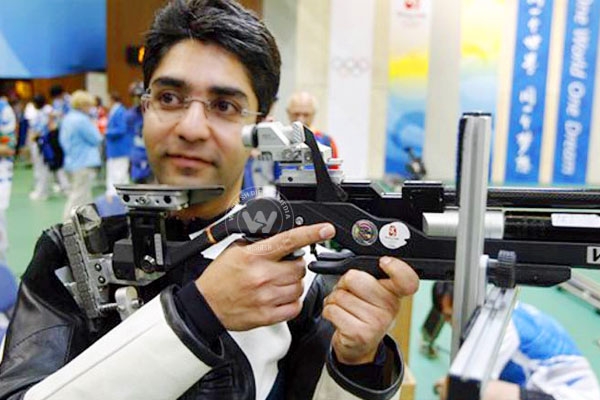 Abhinav Bindra to train aspiring shooters},{Abhinav Bindra to train aspiring shooters