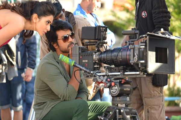 Bruce Lee Completes Shoot},{Bruce Lee Completes Shoot