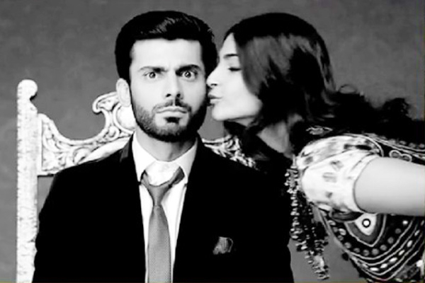&#039;Khoobsurat&#039; teaser: Sonam Kapoor kisses Fawad Khan