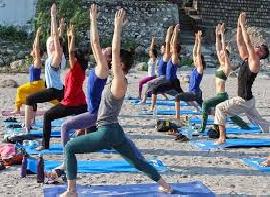 200 Hour Yoga Teacher Tra..