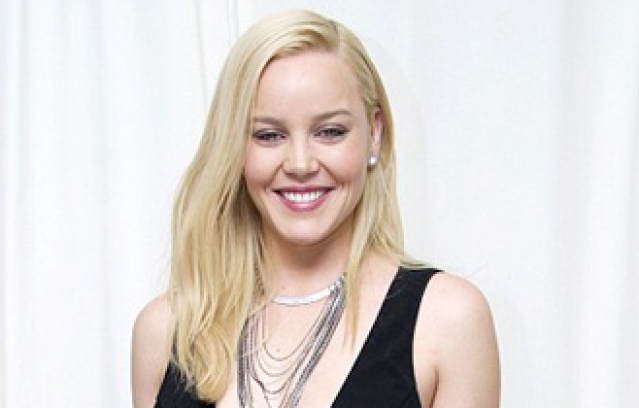 Abbie Cornish on a Shift dress at Robocop Photo Shoot