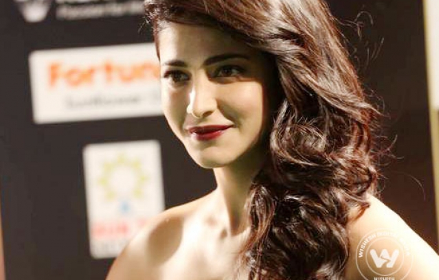 shruthi-haasan-iifa16