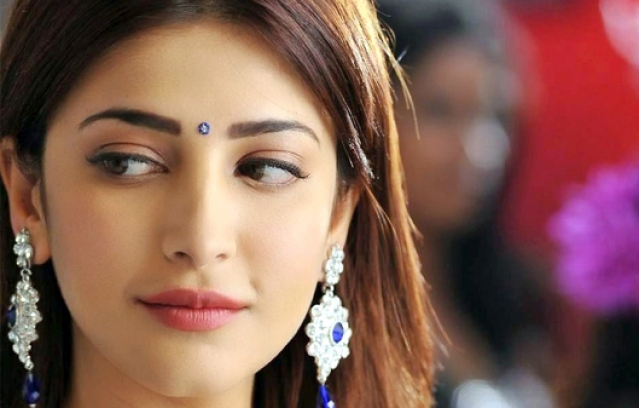 Shruti Hassan Latest Stills