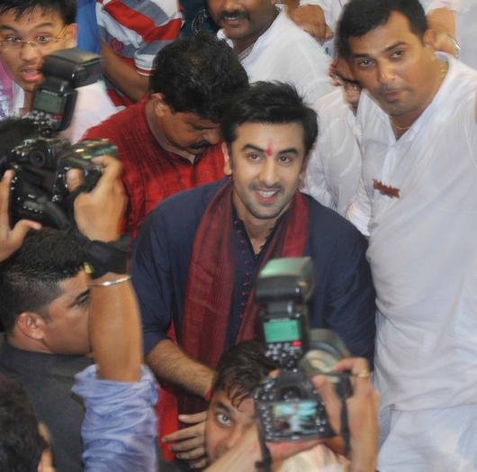 Ranbir Kapoor at Lalbaugcha Raja 2013