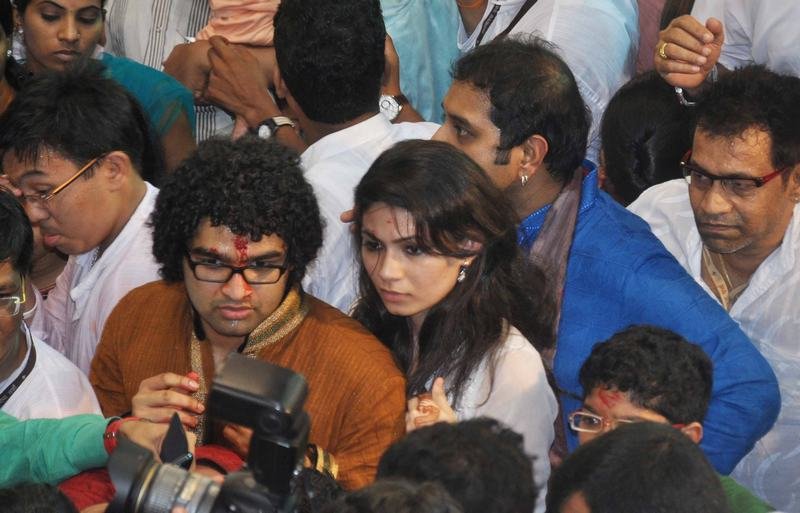 Ranbir Kapoor at Lalbaugcha Raja 2013