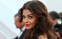 Aishwarya Rai Bachchan stuns in a Robert Cavalli at Cannes 2014