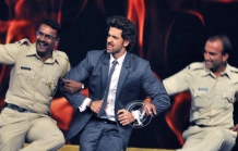 Bollywood dazzles at Mumbai Police show