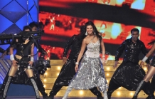 Bollywood dazzles at Mumbai Police show