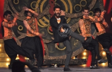 Bollywood dazzles at Mumbai Police show