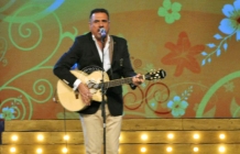 Bollywood dazzles at Mumbai Police show