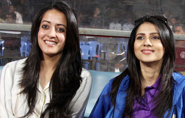 Celebs at Cricket Match