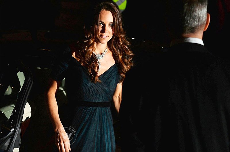Kate sparkles in diamond necklace at charity fundraiser