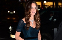 Kate sparkles in diamond necklace at charity fundraiser