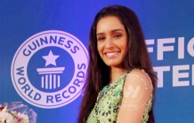 Shraddha Kapoor At Himalaya Herbals Attempt Of Guinness World Records