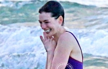 Anne Hathaway holidays with husband in Hawaii