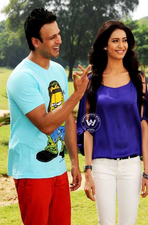 Grand Masti Movie Stills
