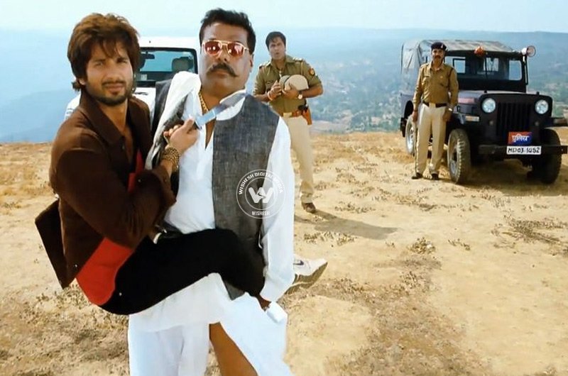 R...Rajkumar Movie Stils