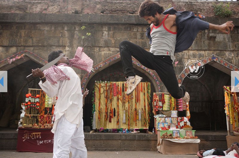 R...Rajkumar Movie Stils