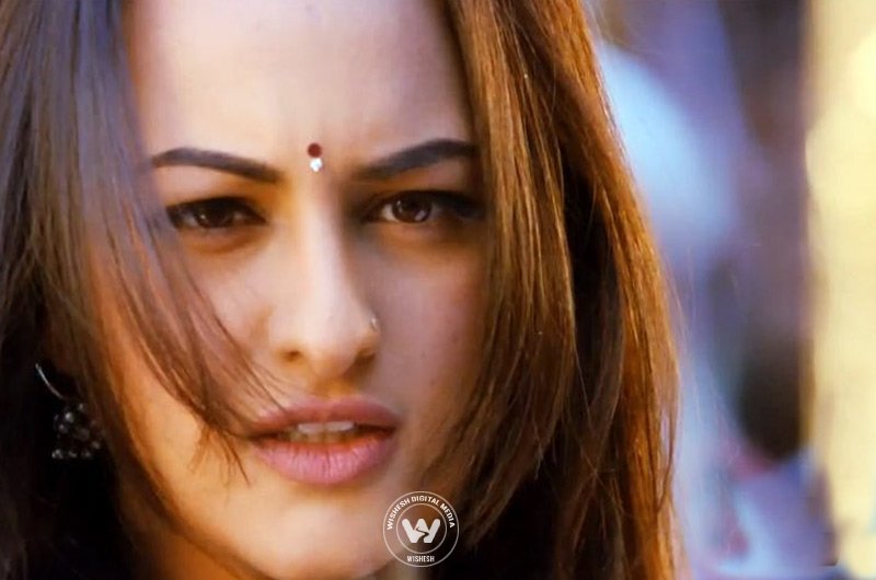 R...Rajkumar Movie Stils