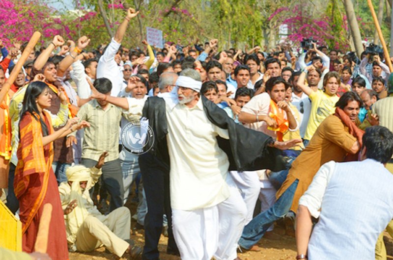 Satyagraha Movie Stills