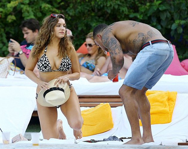 Kelly Brook David McIntosh enjoys day out