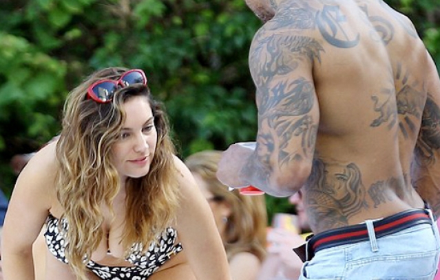 Kelly Brook David McIntosh enjoys day out