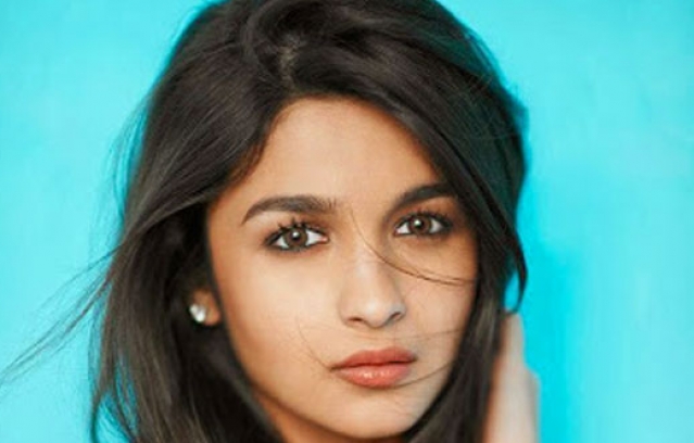 Alia Bhatt Latest Stills