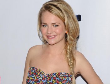 Britt Robertson