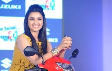 Parineeti Chopra Latest Stills