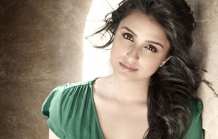 Parineeti Chopra Latest Stills