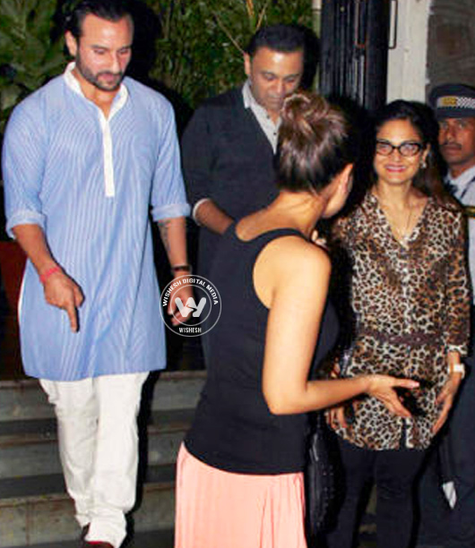 Saif and Kareena Spotted with Friends