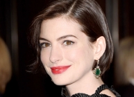 anne-hathaway05