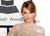 Taylor Swift at Grammy Awards Event