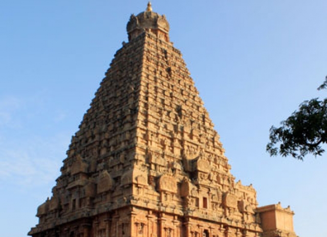 10 Most Beautiful Temples in India