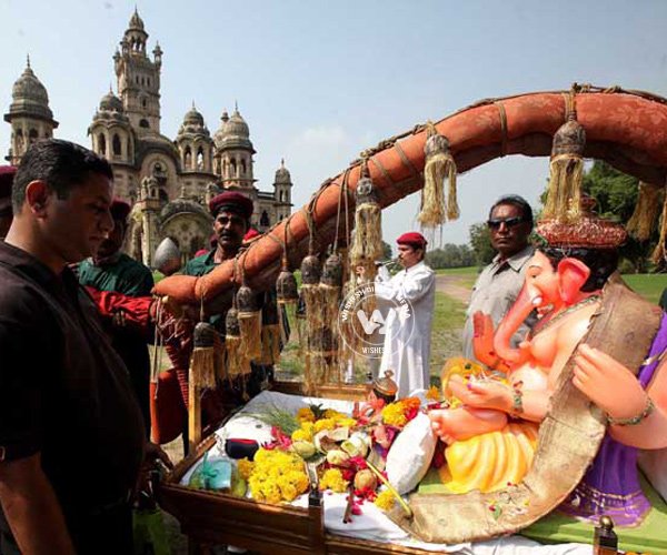 Ganesh Chaturthi Fever Grips India