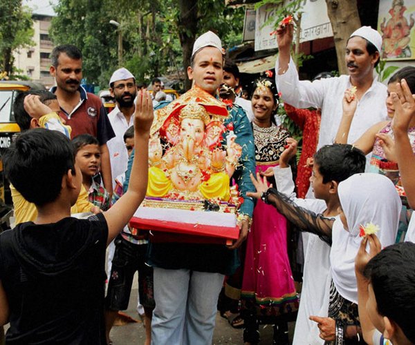 Ganesh Chaturthi Fever Grips India