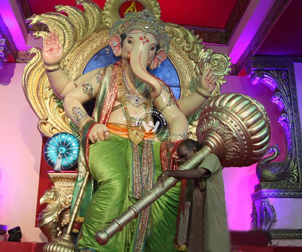 Ganesh Chaturthi Fever Grips India