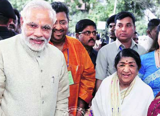 Lata Mangeshkar honored by Modi