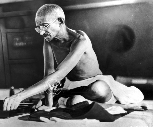 Tribute to Mahatma Gandhi