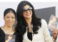 Sushmita-Mary Kom share a game