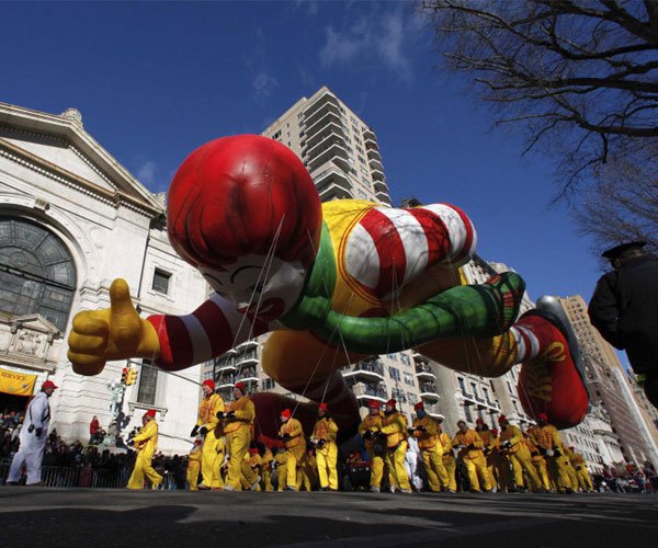 Macy's Thanksgiving Parade 2013 pictures