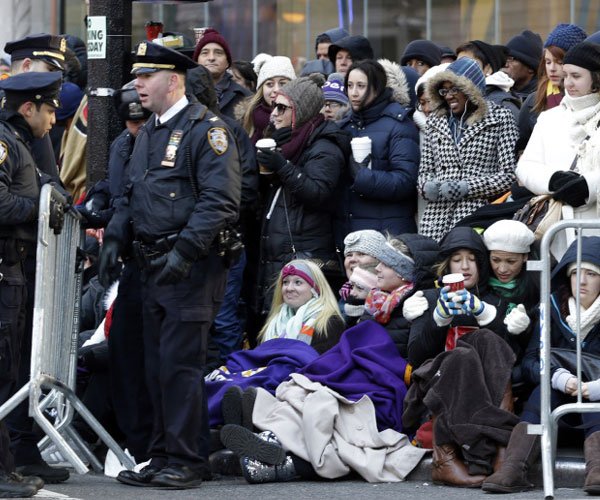 Macy's Thanksgiving Parade 2013 pictures
