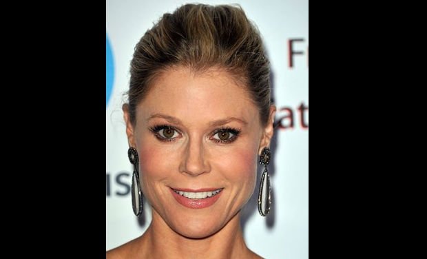 julie Bowen attends LA's Promise 2012 Gala