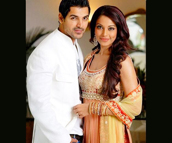 Wallpaper 3of 11 | Aishwarya Rai and Vivek Oberoi | Bollywood love stories that turned bitter | John Abraham and Bipasha Basu