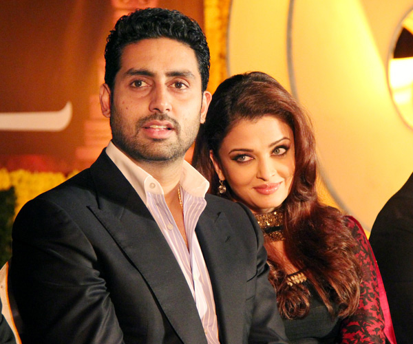 Ajay Devgan and Kajol | Jaya Bachchan and Amitabh Bachchan | Wallpaper 5of 6 | Aishwarya Rai and Abhishek Bachchan