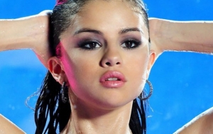 Selena Gomez hot wallpapers
