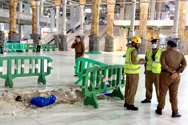 /media/k2/galleries/46920/mecca-accident-06