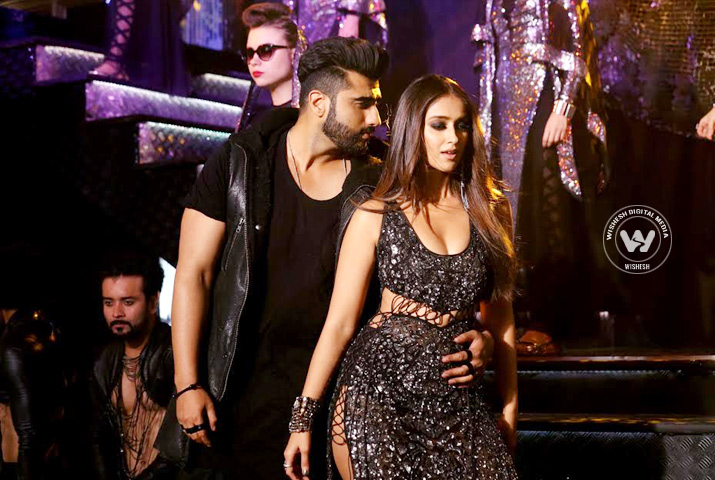 /media/k2/galleries/63030/Mubarakan-03